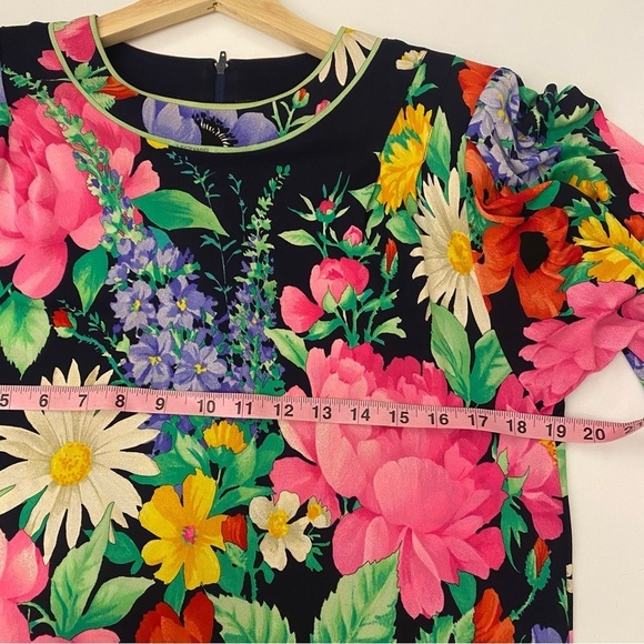 Leonard Paris || Mikado Silk Jersey Dress Belted Floral Navy - Picture 12 of 15